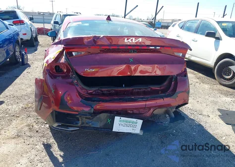 2022 Kia K5 Lxs z USA, uszkodzony, nr VIN 5XXG14J20NG133270